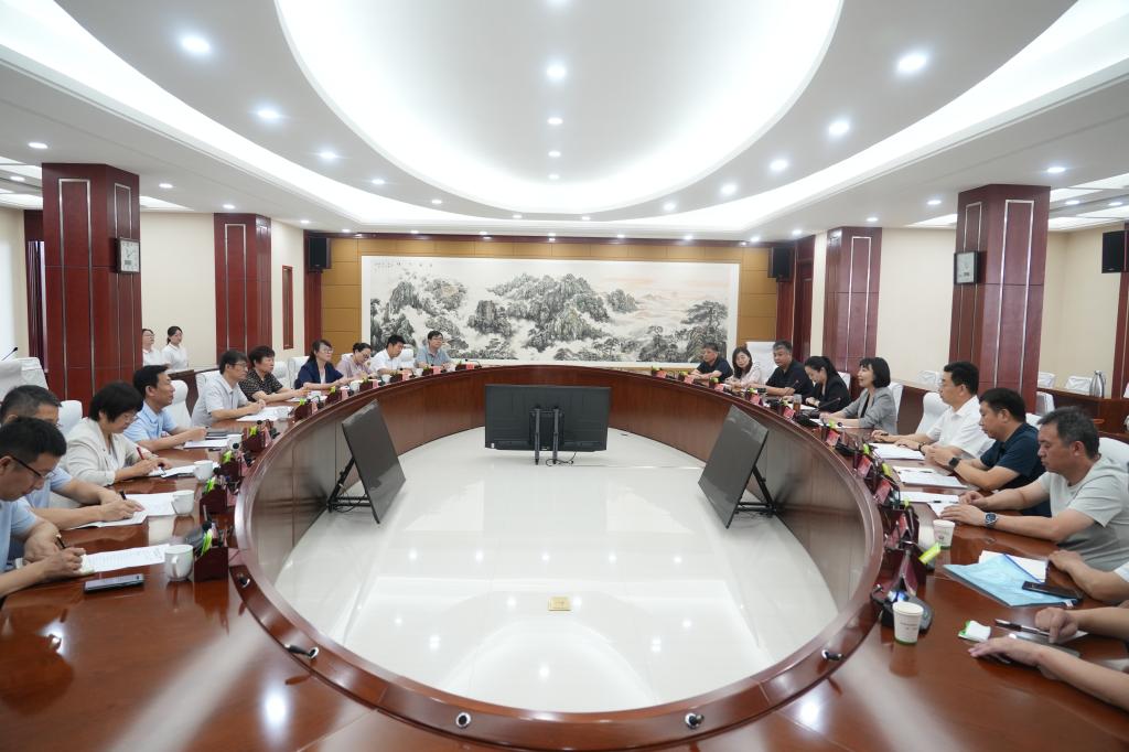 邯鄲職業(yè)技術學院與雞澤縣人民政府深化政校合作 共譜產(chǎn)教融合新篇章